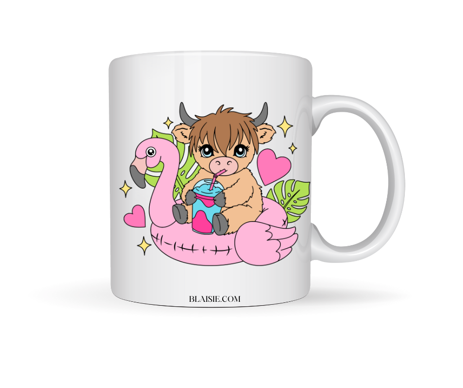 HIGHLAND COW SIPPING JUICE CERAMIC MUG
