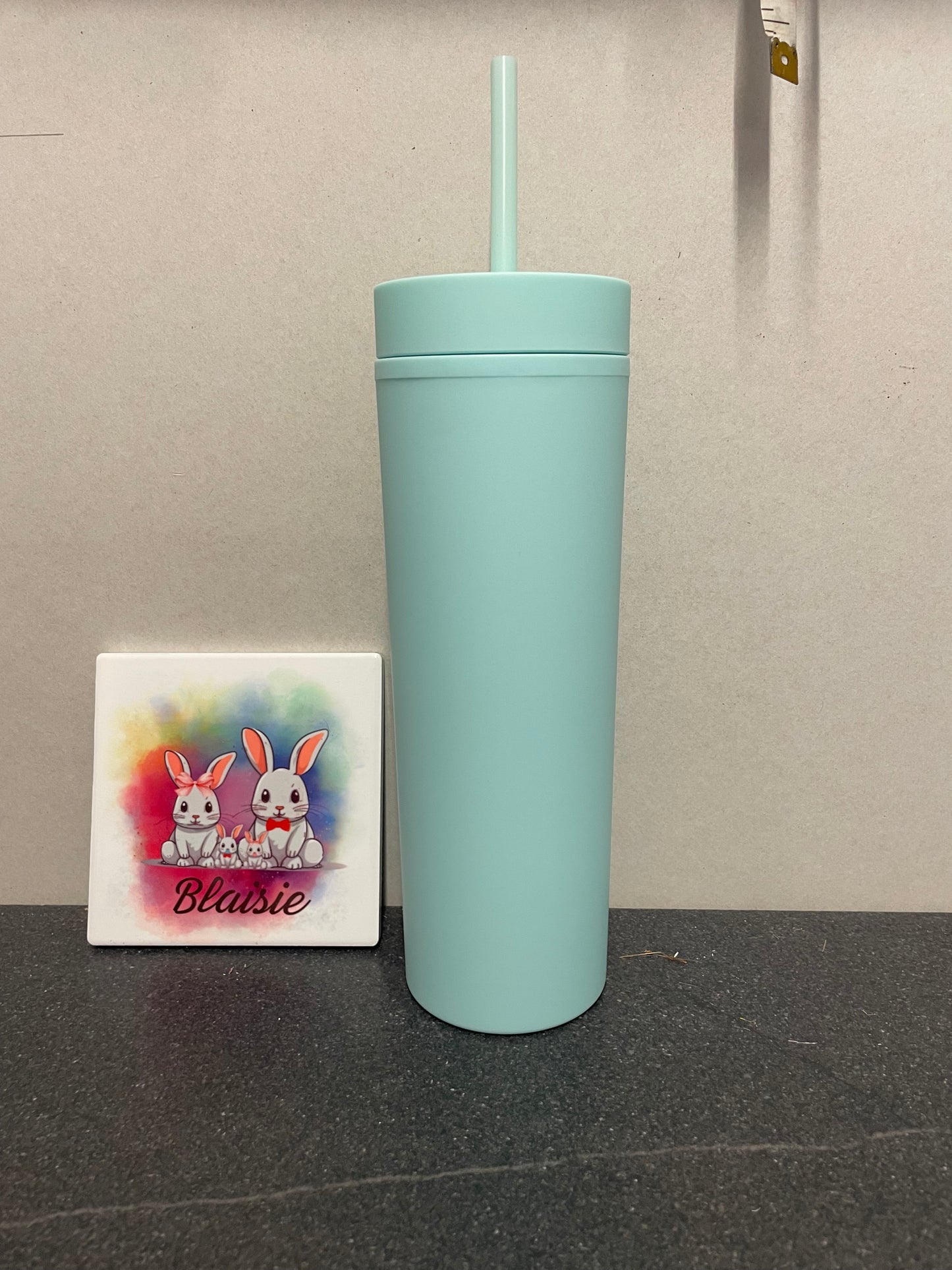 skinny tumbler with straw