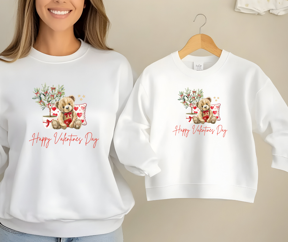 TEDDY VALENTINE SWEATSHIRT